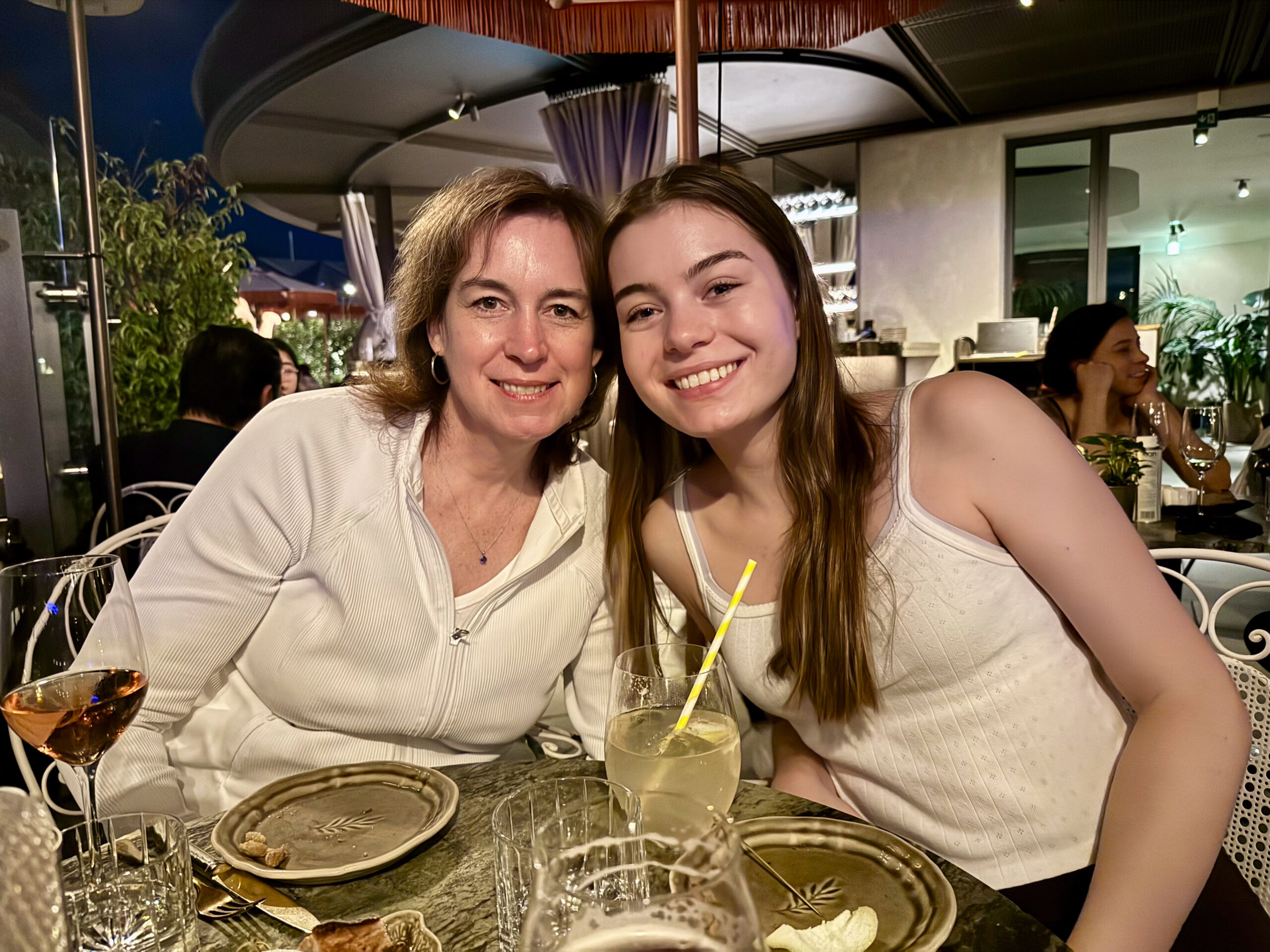 Laura And Sierra Stark, Vienna